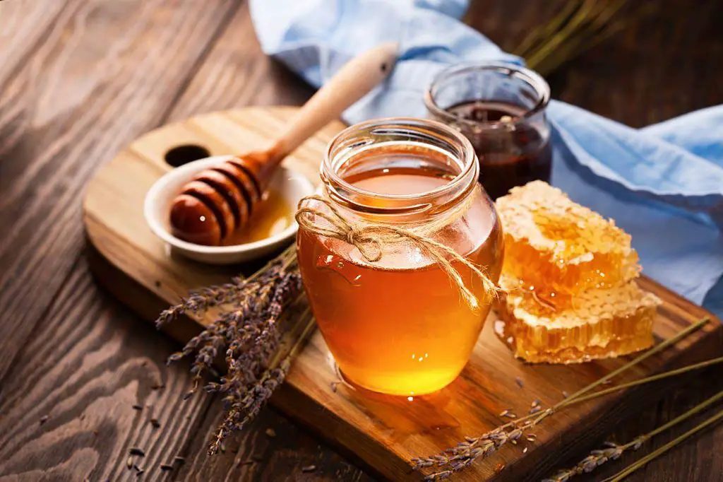 Honey can do wonders to heal stomach