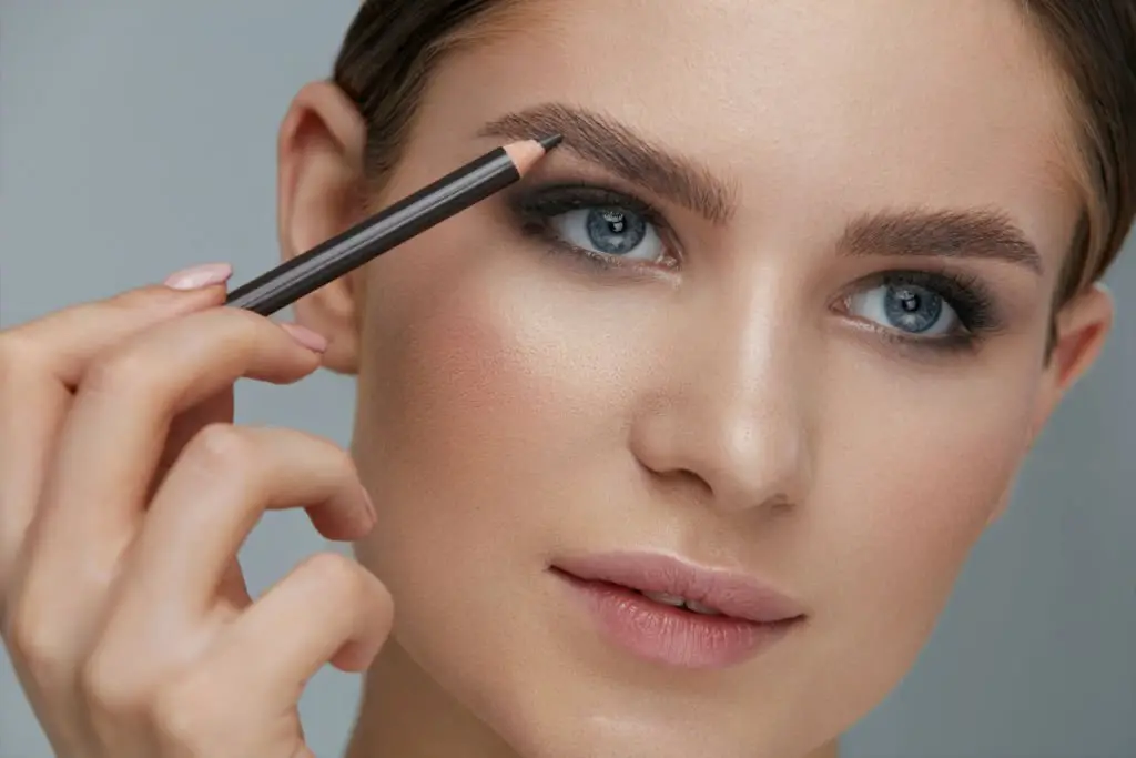 Eyebrows tips for better easy eyes