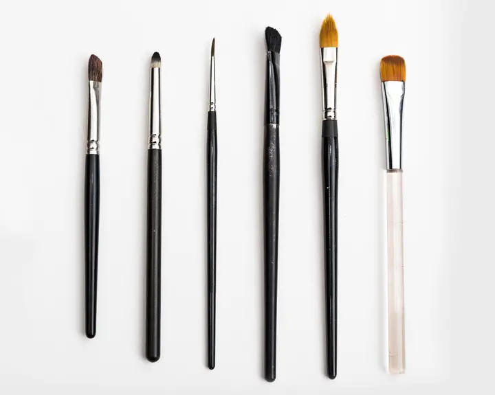 choosing the best eyeshadow brushes to get the perfect eye makeup