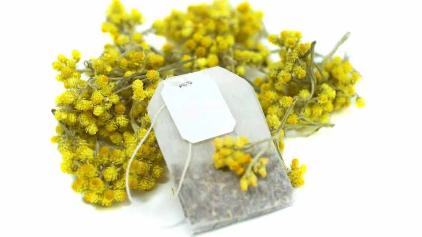 Herbal skin care as Chamomile aftershave is first in our list