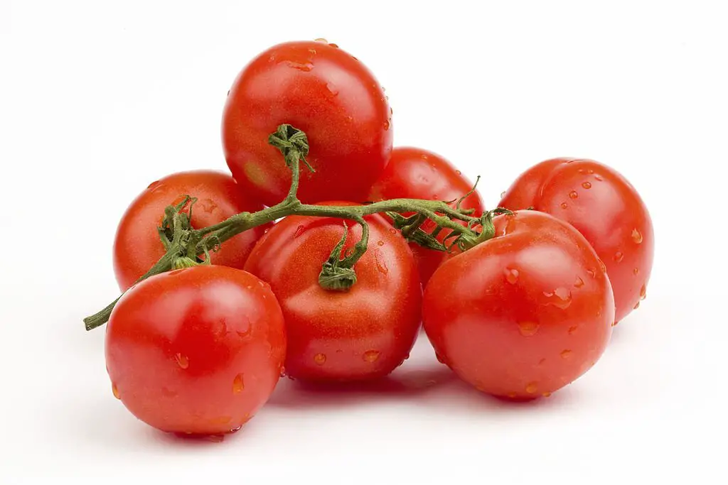 potassium in each cup of tomato juice