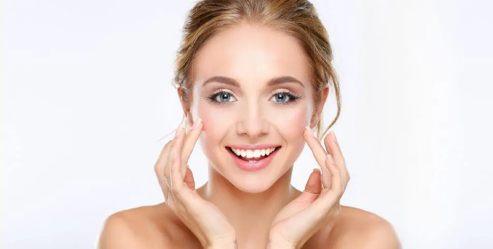 Beauty Tips for Glowing Skin to Enjoy the Winter Season Fully!