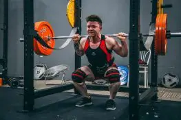 squats powerlifting