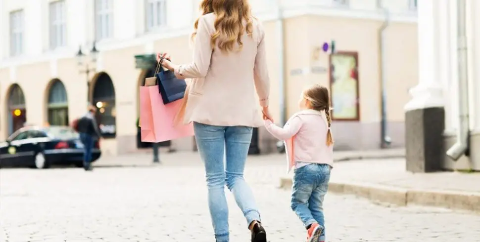 Practical Style Tips for Moms - Best Affordable Fashion to Look Awesome
