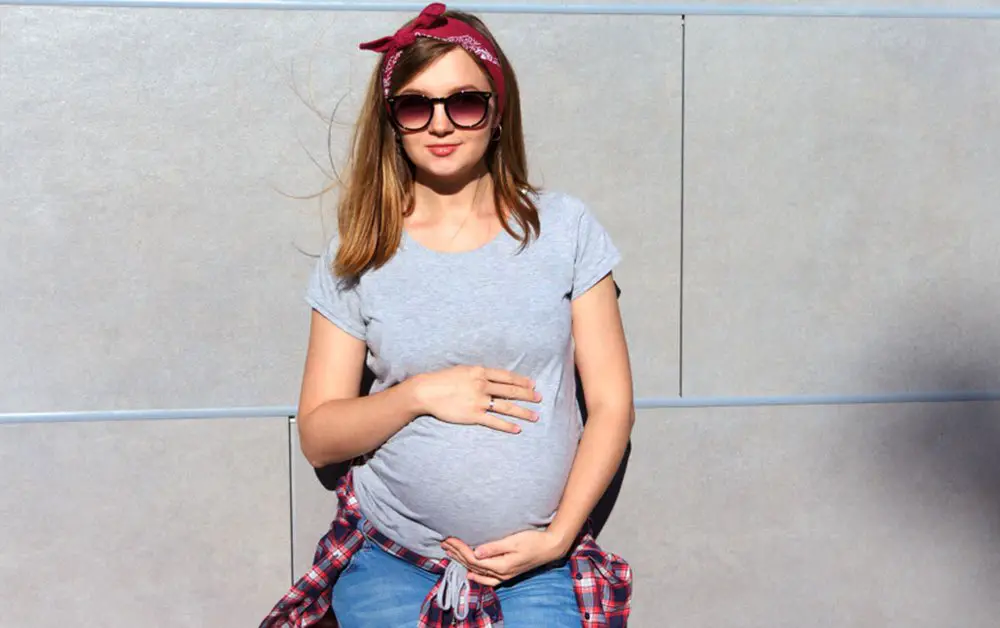 Pregnancy-Fashion-of-Each-Woman