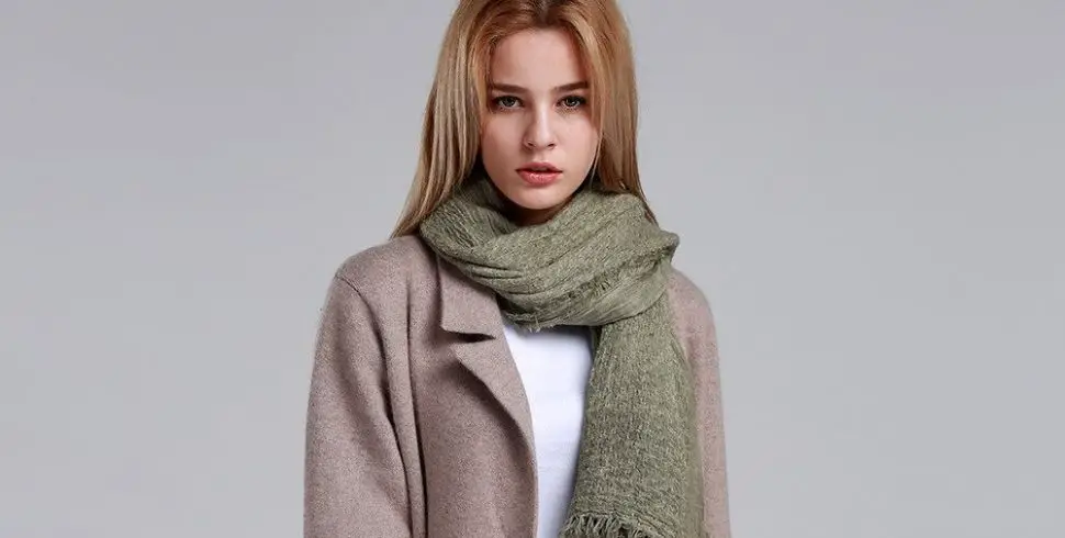 Dress Stylish with Scarf and See the Difference to your Fashion Statement