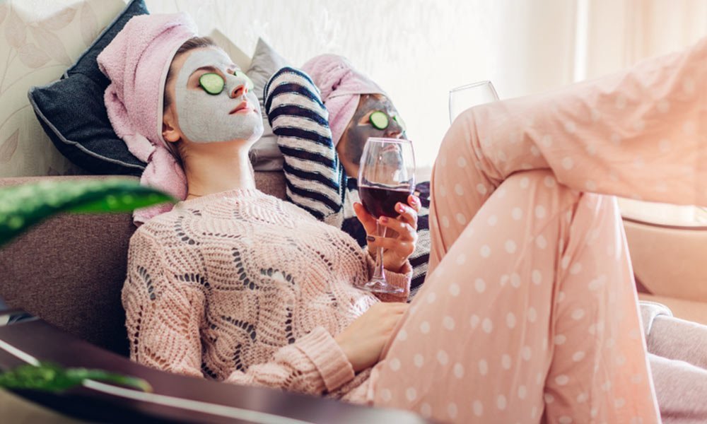 Staying-at-Home-The-Beauty-and-Health-benefits