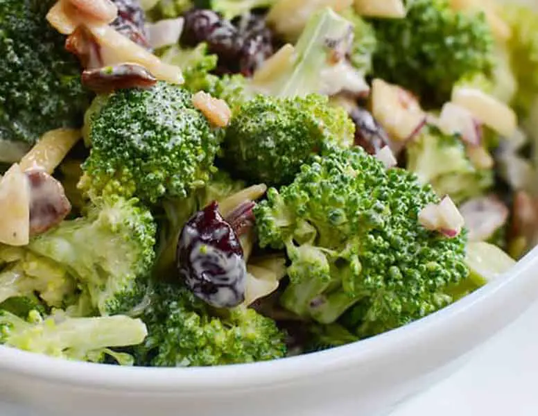 Broccoli-Salad-Recipes-with-Lowest-03